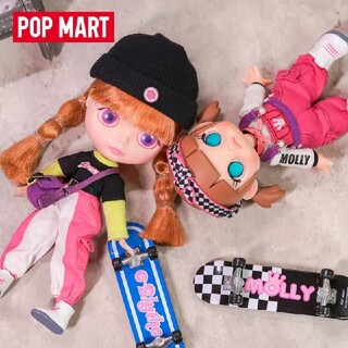 POPMART Blythe スケートリーディング ポップマートブライスの通販 by