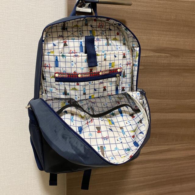 LeSportsac レスポートサック　CARRIER BACKPACK