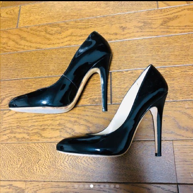 JIMMY CHOO(ジミーチュウ)のジミーチュウ　ハイヒールパンプス　エナメルブラック　黒37 レディースの靴/シューズ(ハイヒール/パンプス)の商品写真