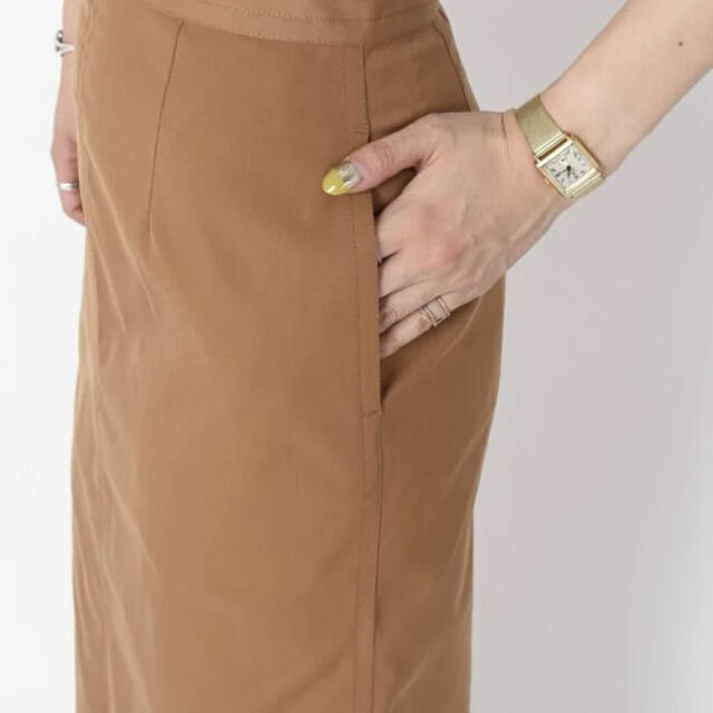 SHIPS(シップス)の新品未使用 タイトロングスカート SHIPS キャメルブラウン レディースのスカート(ロングスカート)の商品写真