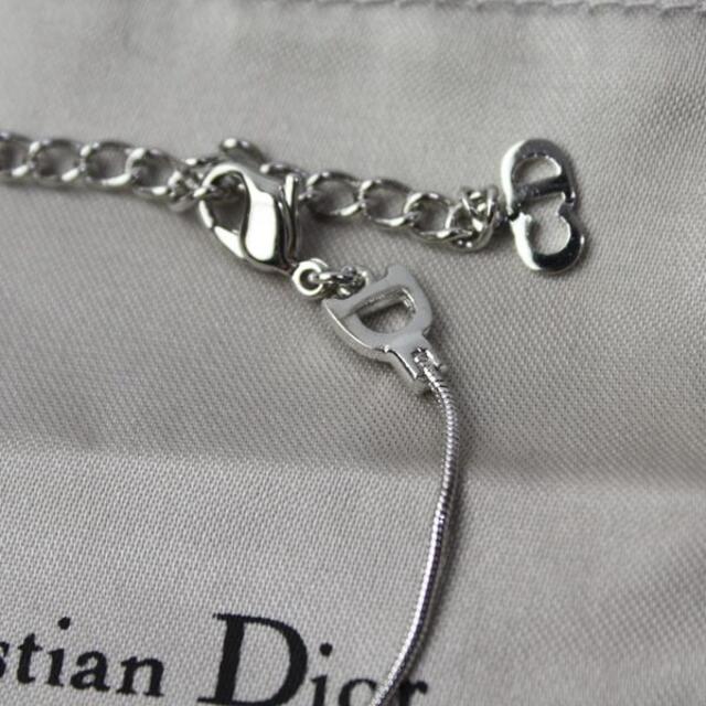 Christian Dior(クリスチャンディオール)のChristian Dior ディオール キーモチーフブレスレット シルバー色 レディースのアクセサリー(ブレスレット/バングル)の商品写真