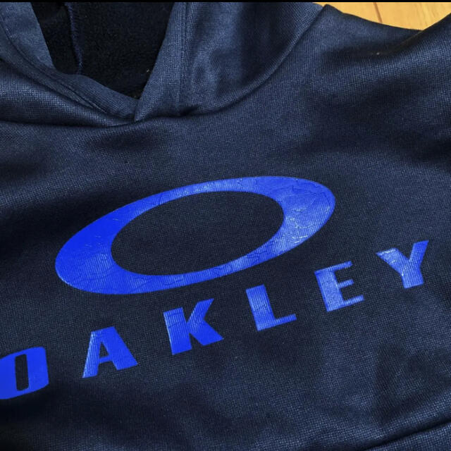 Oakley(オークリー)のOAKLEY オークリー 140 150 裏起毛 スウェット パーカー キッズ キッズ/ベビー/マタニティのキッズ服男の子用(90cm~)(その他)の商品写真