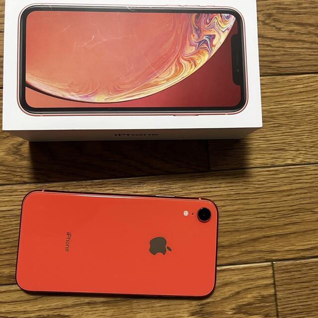 iPhone - iPhone XR Coral 128 GB Softbankの通販 by s shop｜アイ 