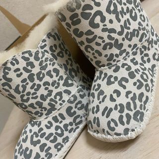 アグ(UGG)のUGG ムートンブーツ(ブーツ)