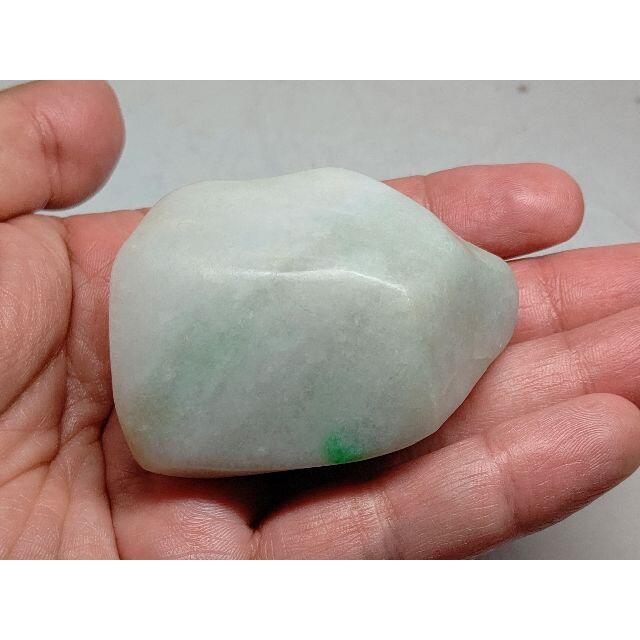 白緑 156g 翡翠 ヒスイ 翡翠原石 原石 鉱物 鑑賞石 自然石 誕生石 水石