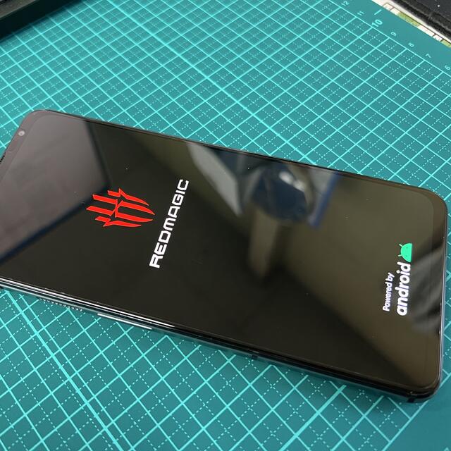 ZTE(ゼットティーイー)の【最後値下げ】 Red Magic 6 Pro 国内版 16G 256GB スマホ/家電/カメラのスマートフォン/携帯電話(スマートフォン本体)の商品写真