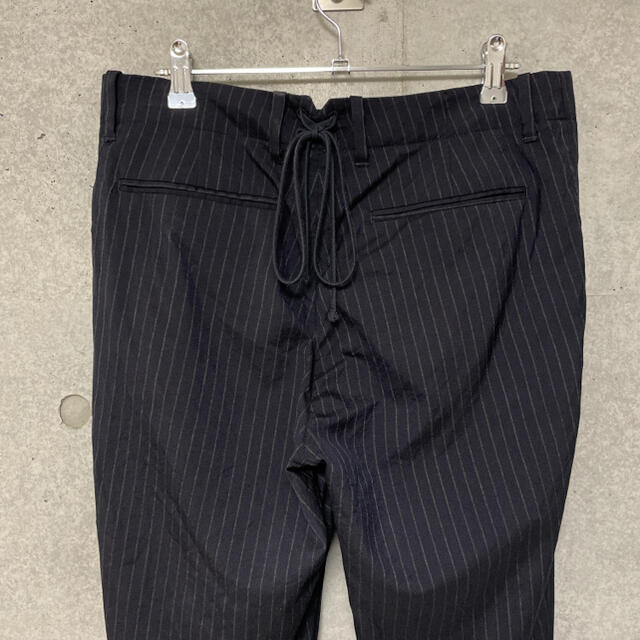 UNUSED(アンユーズド)のUNUSED アンユーズド lace up slacks ストライプ 2 メンズのパンツ(スラックス)の商品写真