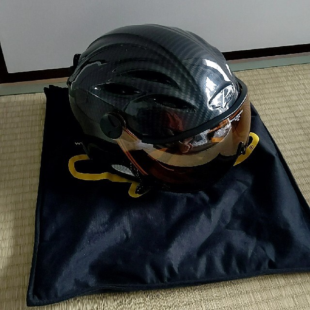 スキーヘルメット バイザー付きCP CURAKOとダウンジャケット | フリマアプリ ラクマ