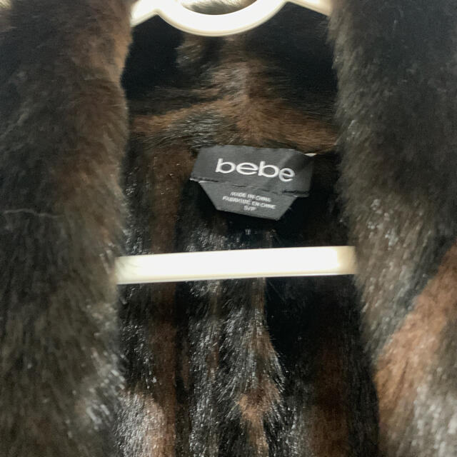 BeBe(ベベ)の新品！bebe べべ　リバーシブル ファー ムートン ベスト レディースのジャケット/アウター(ムートンコート)の商品写真