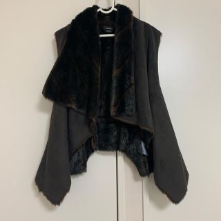 ベベ(BeBe)の新品！bebe べべ　リバーシブル ファー ムートン ベスト(ムートンコート)