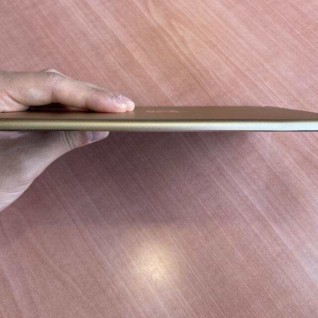 iPad(アイパッド)のiPad mini4 64GB Gold WiFiモデル  スマホ/家電/カメラのPC/タブレット(タブレット)の商品写真