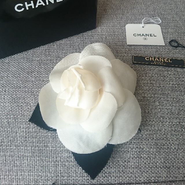 CHANELシャネル  コサージュ 1