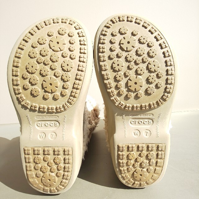 crocs(クロックス)の☆クロックス☆ ボアブーツW7 レディースの靴/シューズ(ブーツ)の商品写真