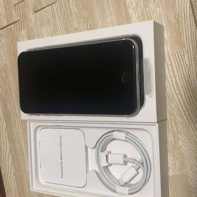 新品iPhone SE 第2世代 (SE2)  128 GB