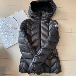 モンクレール(MONCLER)のモンクレール　ダウンジャケット(ダウンジャケット)