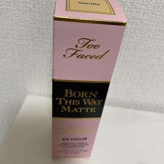 トゥフェイス(Too Faced)のボーン ディス ウェイ アンディテクタブル 24マットファンデーション　バニラ(ファンデーション)