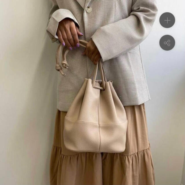 新品 ソフトフェイクレザーバッグ バケットバッグ 巾着バッグ 韓国ファッション レディースのバッグ(ハンドバッグ)の商品写真
