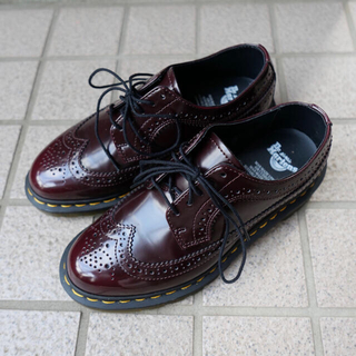 ドクターマーチン(Dr.Martens)の【UK4】ドクターマーチン 3ホール　VEGAN3989(ローファー/革靴)