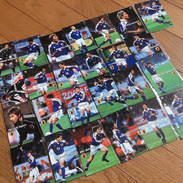 カルビー(カルビー)の約150枚 カルビー 2002年 サッカー日本代表 Jリーグチップス カード エンタメ/ホビーのタレントグッズ(スポーツ選手)の商品写真