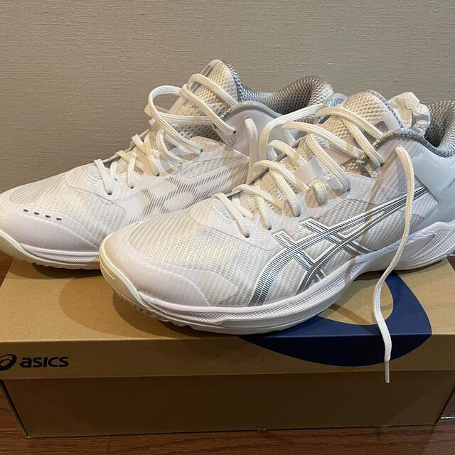 asics(アシックス)の28.5センチ/アシックス ゲルバースト24LOW スポーツ/アウトドアのスポーツ/アウトドア その他(バスケットボール)の商品写真