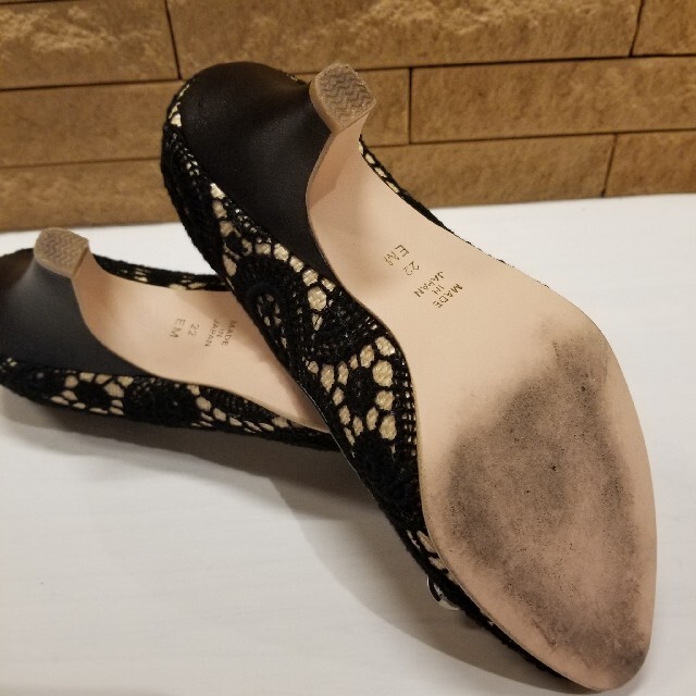DIANA(ダイアナ)のDIANA　ダイアナ　レースビジューパンプス　22cm　黒ベージュ レディースの靴/シューズ(ハイヒール/パンプス)の商品写真