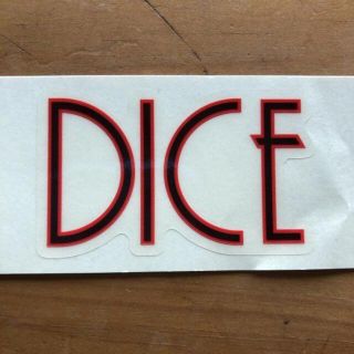 ダイス(DICE)のDICE ダイス ミニステッカー 黒赤 7×4.2cm(その他)