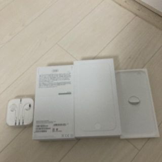 アイフォーン(iPhone)のiPhone 6純正イヤホン(ヘッドフォン/イヤフォン)