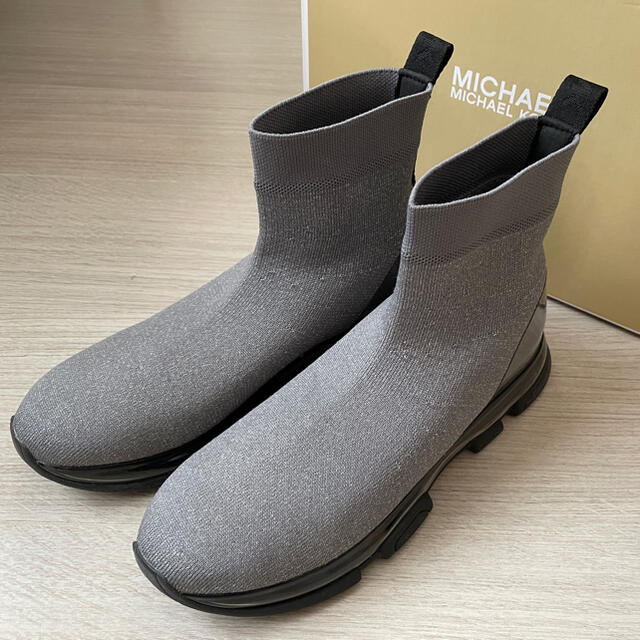 Michael Kors(マイケルコース)の新品　MICHAELKORS ソックスブーツ レディースの靴/シューズ(ブーツ)の商品写真