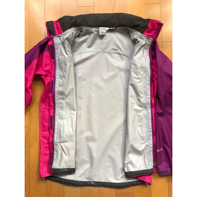 THE NORTH FACE(ザノースフェイス)の☆THE NORTH FACEレディース ゴアテックス上下☆╰(*´︶`*)╯ レディースのジャケット/アウター(ナイロンジャケット)の商品写真