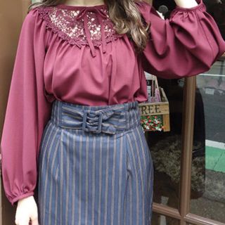 フィント(F i.n.t)のフィント フラワーレース ヨークブラウス(シャツ/ブラウス(長袖/七分))