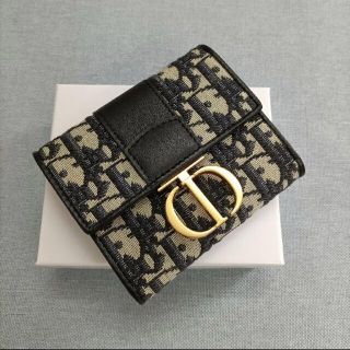 クリスチャンディオール(Christian Dior)の国内即発★クリスチャンディオール　三つ折り財布　カード入れ(折り財布)