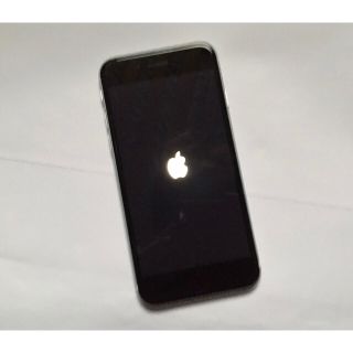 ★新品★ iPhone SE 2 。SIMなし。ホワイトカラー 64GB