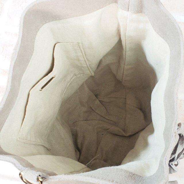 Laugoa(ラウゴア)のラウゴア Laugoa ☆ スエードレザー 巾着 ショルダーバッグ フリンジ レディースのバッグ(ショルダーバッグ)の商品写真