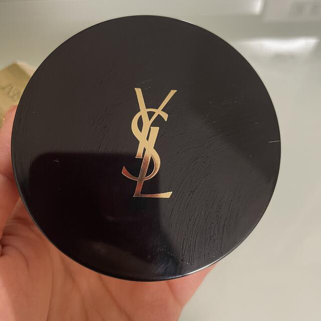 Yves Saint Laurent Beaute(イヴサンローランボーテ)のイブサンローラン　マキアージュ　フェースパウダー　ファンデーション コスメ/美容のベースメイク/化粧品(フェイスパウダー)の商品写真