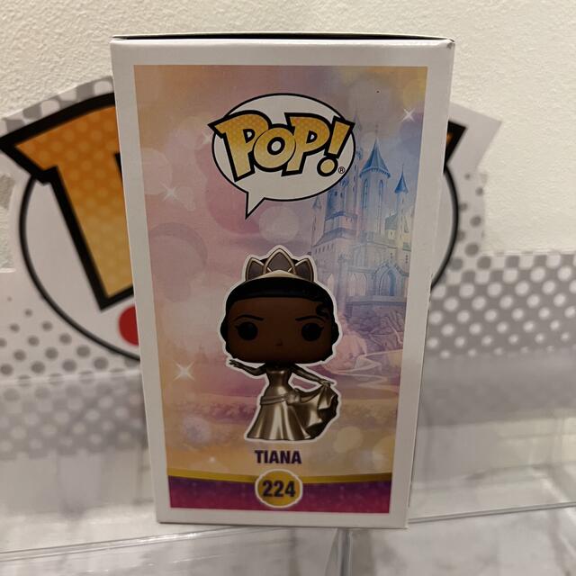 Disney(ディズニー)のセール　FUNKO POP!  プリンセスと魔法のキス　ティアナ　ゴールド エンタメ/ホビーのおもちゃ/ぬいぐるみ(キャラクターグッズ)の商品写真