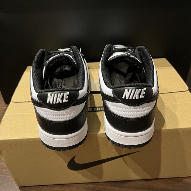 NIKE(ナイキ)のNIKE DUNK LOW RETRO "WHITE/BLACK" メンズの靴/シューズ(スニーカー)の商品写真