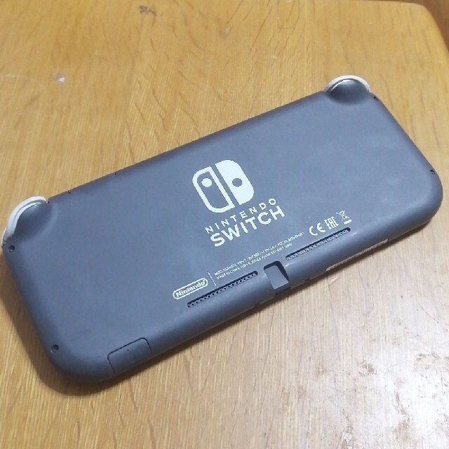 美品/送料無料】Nintendo Switch lite グレーの通販 by 高尾｜ラクマ