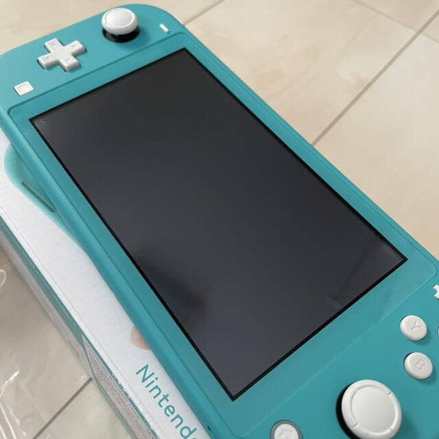 今月限定値下げ！Nintendo Switch  Lite ターコイズ