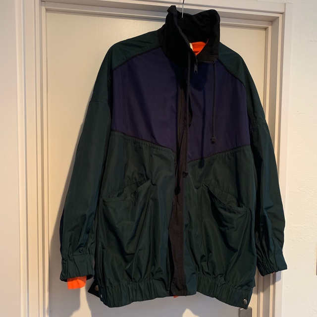ナゴンスタンス　ジャケット　アウター　ナイロン　ヴィンテージ レディースのジャケット/アウター(ナイロンジャケット)の商品写真
