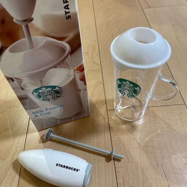 Starbucks Coffee(スターバックスコーヒー)のHIRO様専用スターバックス ミルクフォーマー インテリア/住まい/日用品のキッチン/食器(調理道具/製菓道具)の商品写真