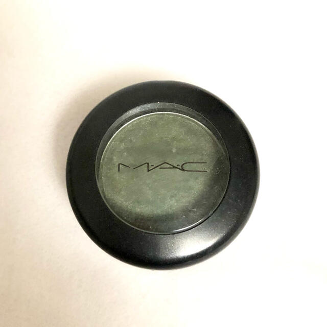 MAC(マック)のMac マック　アイシャドウ　ヒューミッド　グリーン　緑 コスメ/美容のベースメイク/化粧品(アイシャドウ)の商品写真