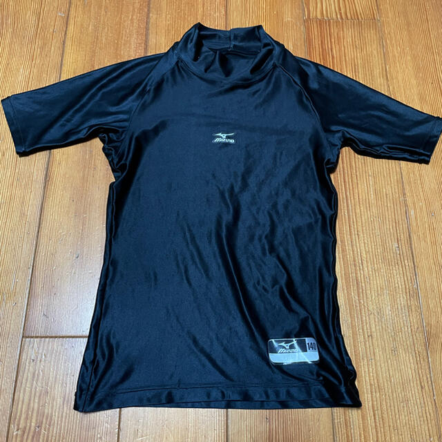 MIZUNO(ミズノ)のアンダーシャツ140センチ スポーツ/アウトドアの野球(ウェア)の商品写真