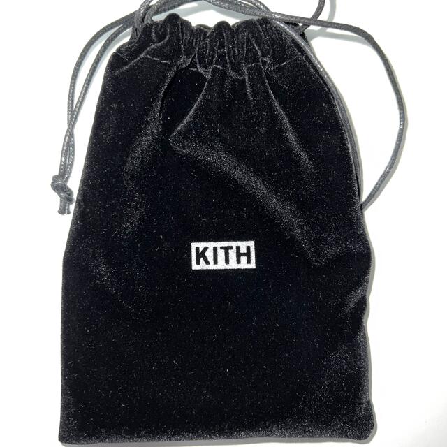 【KITH】ロゴ カードケース レディースのファッション小物(名刺入れ/定期入れ)の商品写真