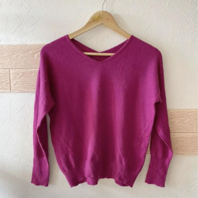 BAYFLOW(ベイフロー)の★BAYFLOW♡ Silk Mix Knit Vネックプルオーバー★ レディースのトップス(ニット/セーター)の商品写真