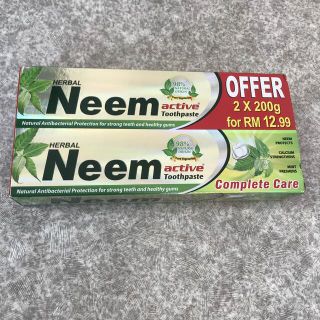 Neem 歯磨き粉　200g２本入り(歯磨き粉)