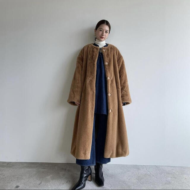 STUDIOUS(ステュディオス)のclane クラネ　リコファー　NO COLLAR LICO FUR COAT レディースのジャケット/アウター(ロングコート)の商品写真