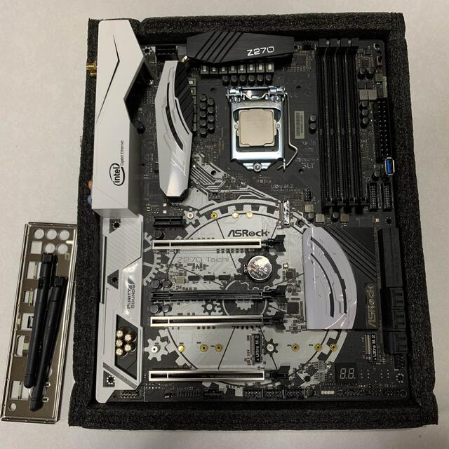 z270 taichi  core i7 7700kPCパーツ