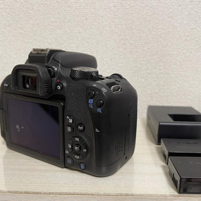 Canon(キヤノン)のCanon eos kiss x9i  中古 スマホ/家電/カメラのカメラ(デジタル一眼)の商品写真