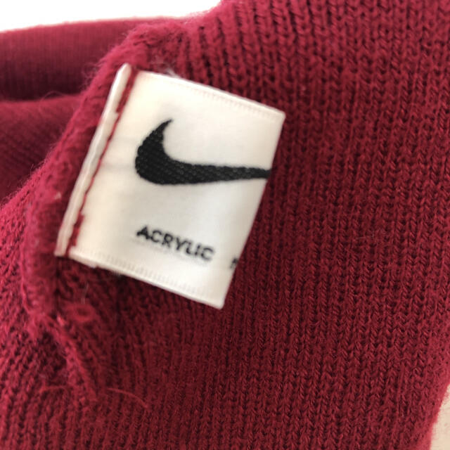 NIKE(ナイキ)のナイキ　ニット帽 メンズの帽子(ニット帽/ビーニー)の商品写真