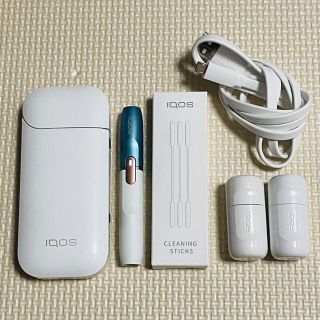 アイコス(IQOS)の☆動作確認済☆ iqos2.4plusホルダーチャージャーセット　本体　ホワイト(タバコグッズ)